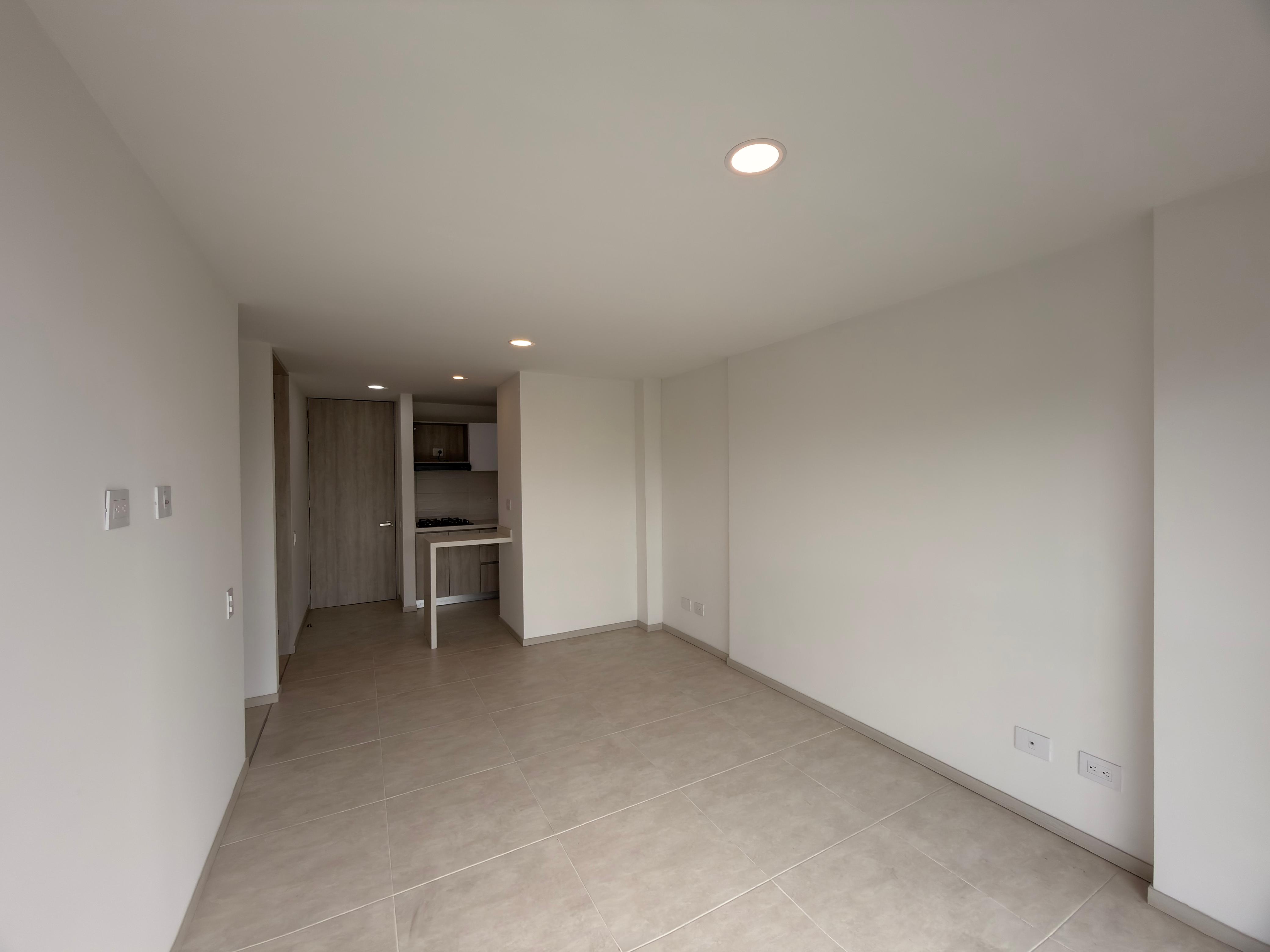 Apartamento en venta en Aeropuerto, Pereira · foto 2 de 20