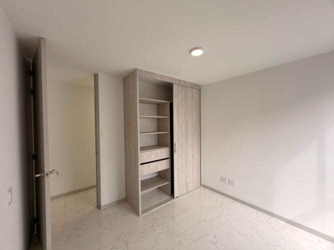 Apartamento en venta en Aeropuerto, Pereira · foto 6 de 19