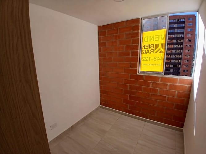 Apartamento de 3 alcobas en venta en Bucaros, Bello, 54 m² · foto 4 de 15