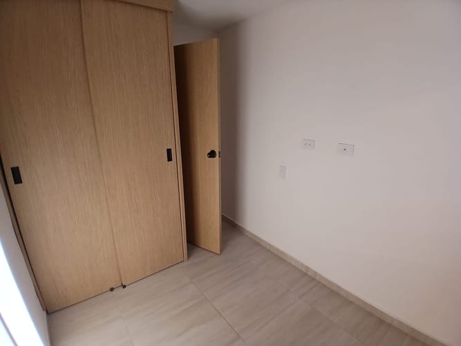 Apartamento de 3 alcobas en venta en Bucaros, Bello, 54 m² · foto 6 de 15
