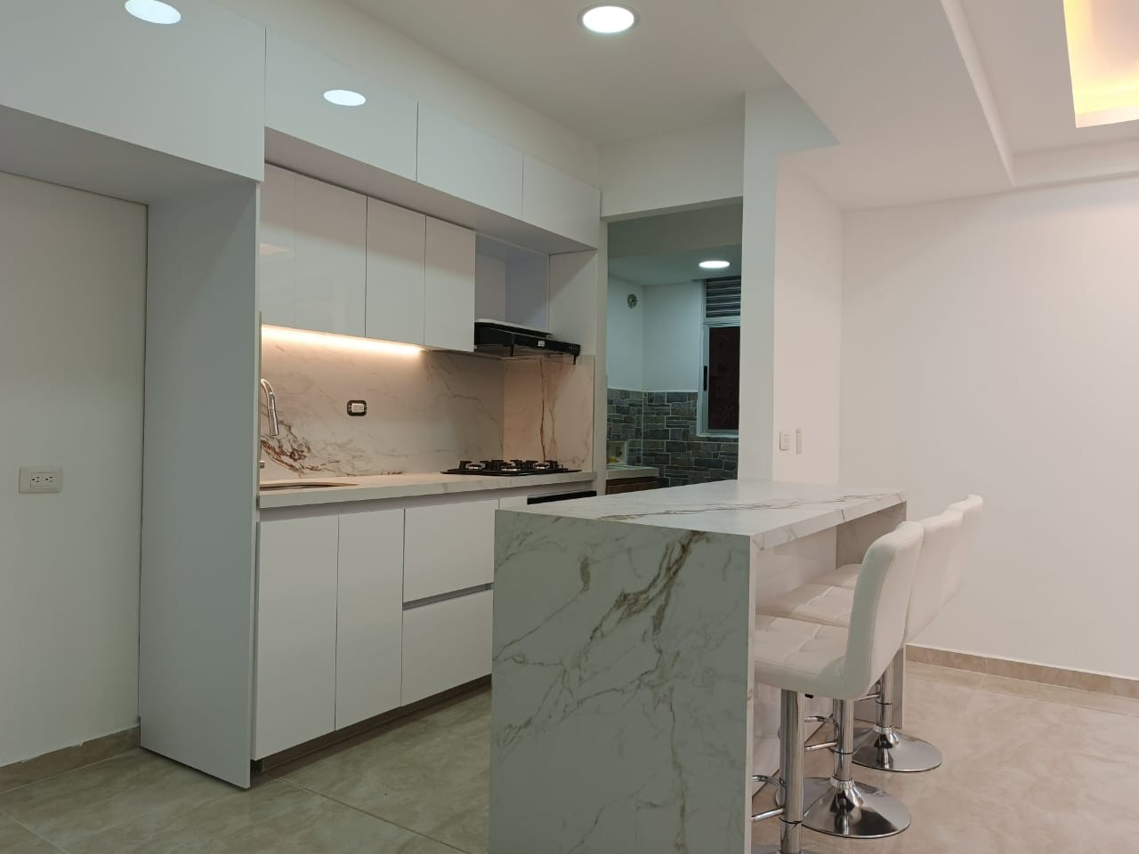 Apartamento en arriendo en Fabricato, Bello · foto 5 de 24