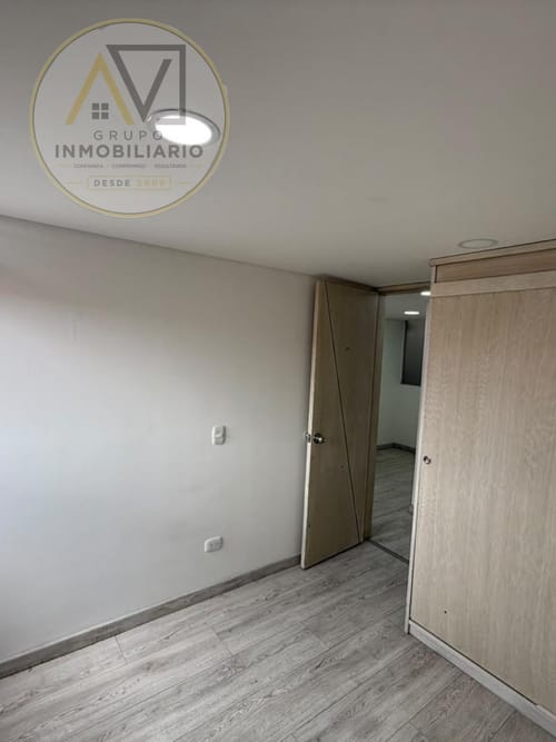 Apartamento de 3 alcobas en venta en La Prosperidad, Madrid, 64 m² · foto 7 de 9