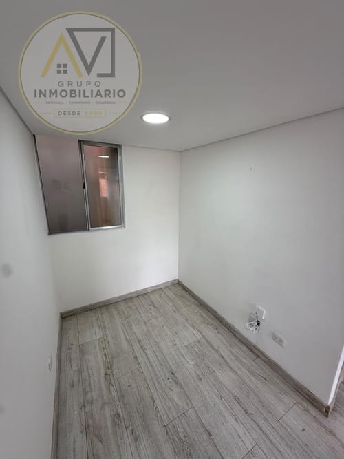 Apartamento de 3 alcobas en venta en La Prosperidad, Madrid, 64 m² · foto 8 de 9