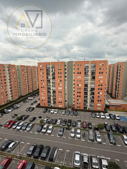 Apartamento de 3 alcobas en venta en La Prosperidad, Madrid, 64 m² · foto 2 de 9