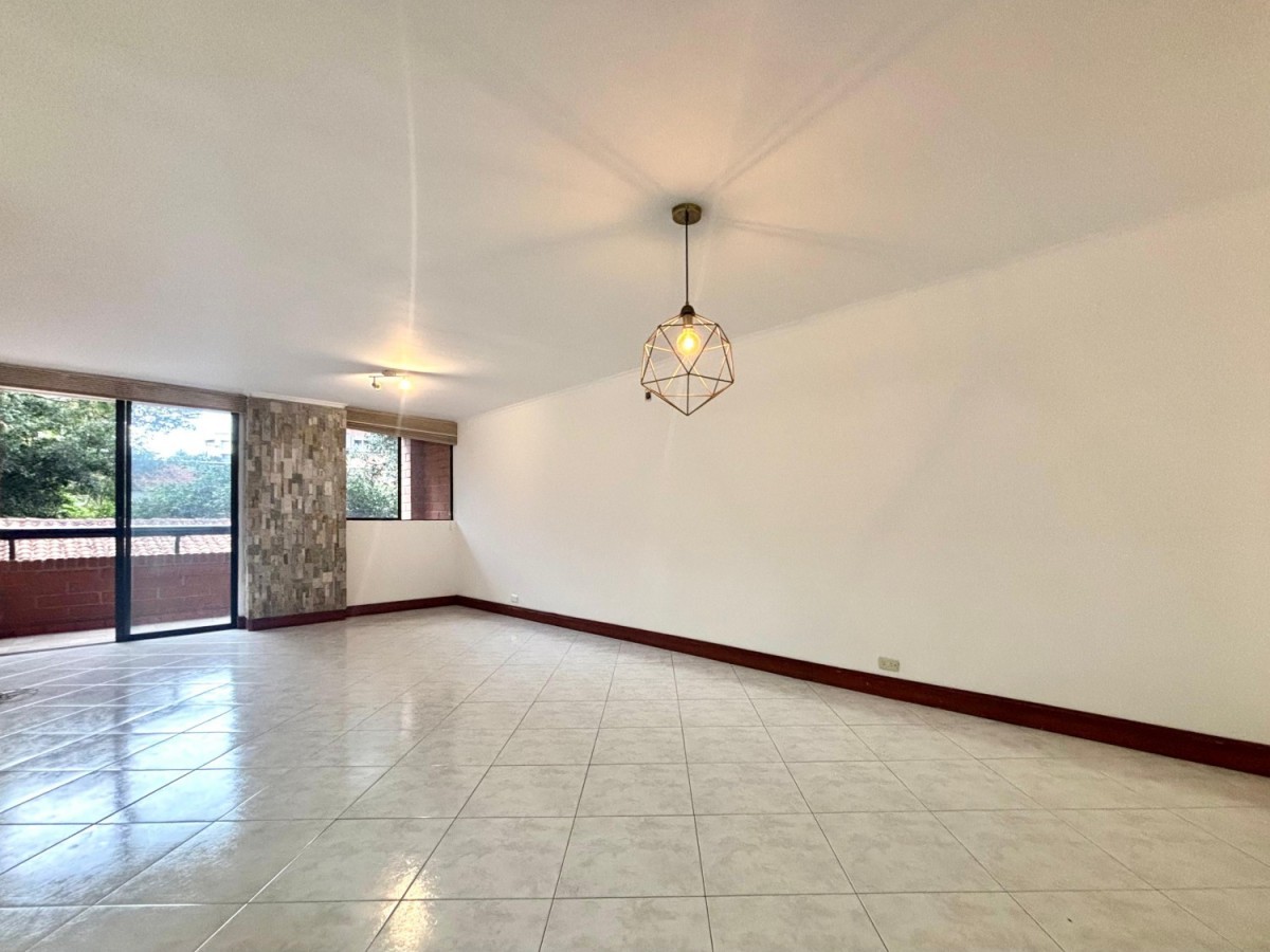 Apartamento en venta en El Poblado, Medellín · foto 5 de 21