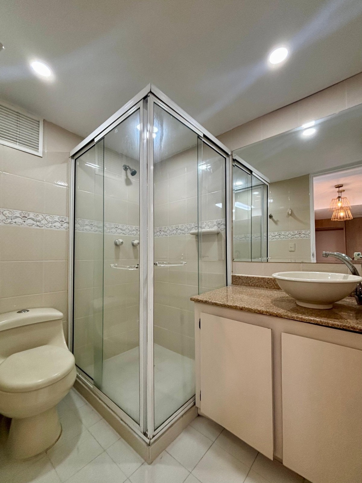 Apartamento en venta en El Poblado, Medellín · foto 12 de 21