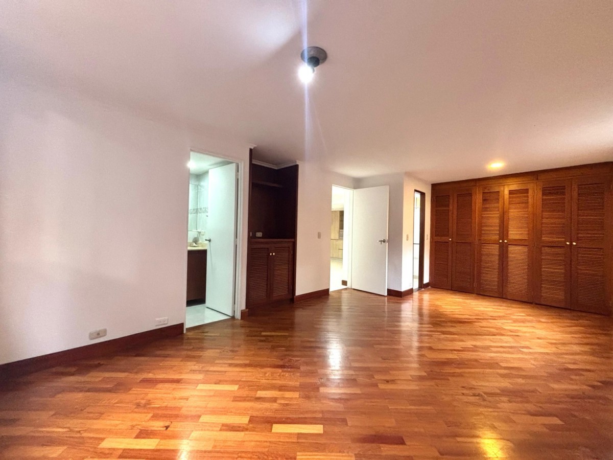 Apartamento en venta en El Poblado, Medellín · foto 20 de 21