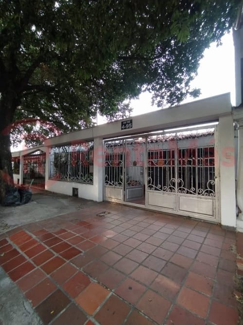 Casa de 5 alcobas en venta en Quinta Oriental, Villa del Rosario, 222 m² · foto 2 de 22