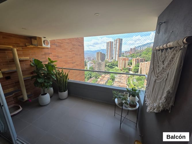 Apartamento en venta en El Poblado, Medellín · foto 4 de 24