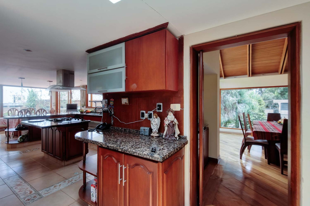 Casa en venta en Bosque De Pinos, Bogotá · foto 6 de 24