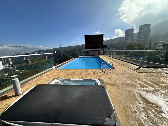 Apartaestudio en arriendo en El Tesoro, Medellín, 51 m² · foto 18 de 23