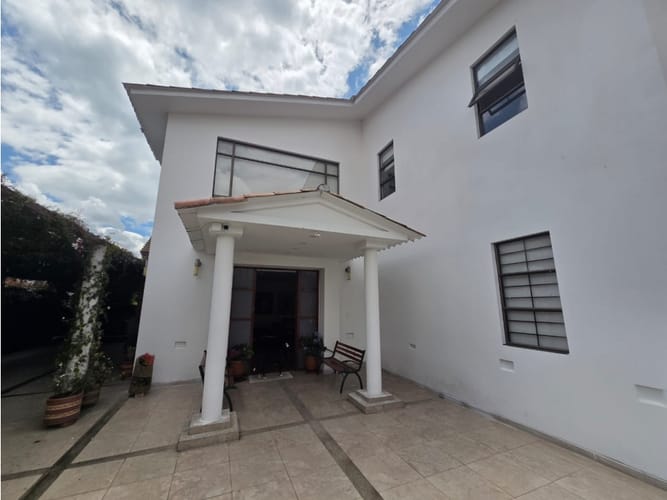 Casa de 4 alcobas en venta en Centro, Funza, 300 m² · foto 2 de 24
