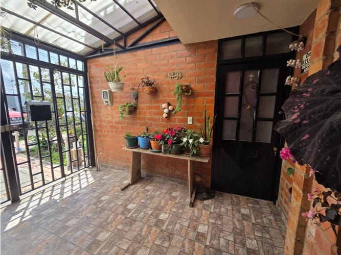 Casa de 3 alcobas en venta en Los Angeles, Funza, 84 m² · foto 4 de 24