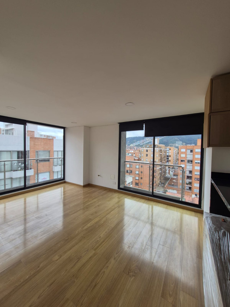 Apartamento en venta en Cedritos, Bogotá · foto 2 de 23