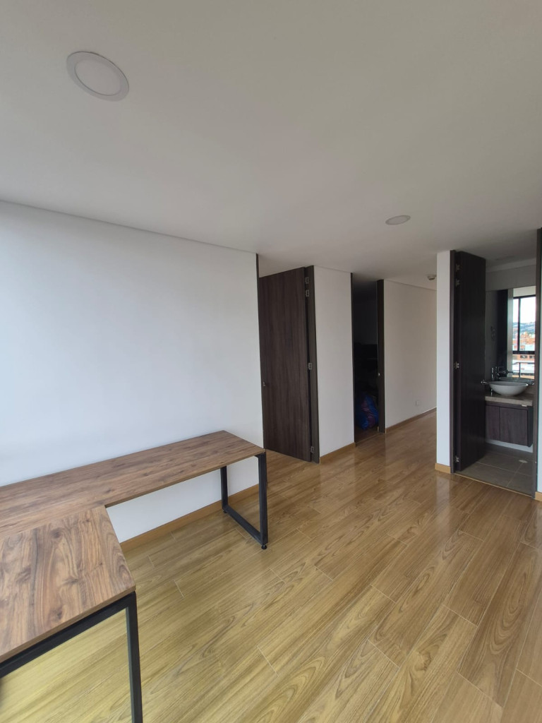 Apartamento en venta en Cedritos, Bogotá · foto 13 de 23