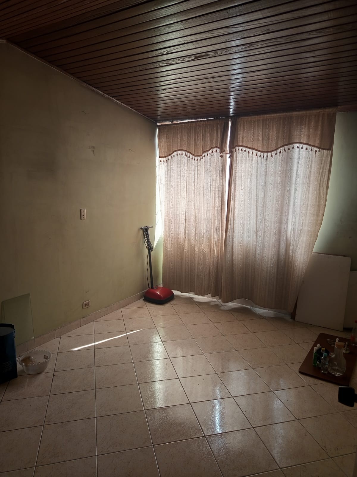 Casa en venta en Normandia, Bogotá · foto 13 de 16