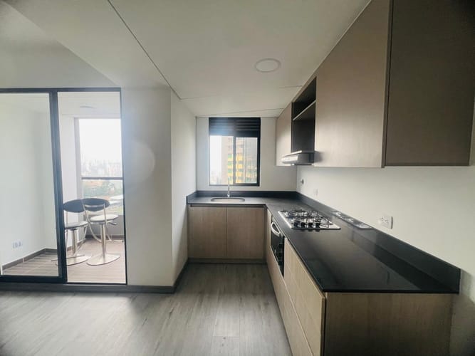 Apartamento de 3 alcobas en venta en Asomadera No.2, Medellín, 76 m² · foto 4 de 20