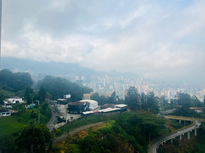 Apartamento de 3 alcobas en venta en Asomadera No.2, Medellín, 76 m² · foto 6 de 20