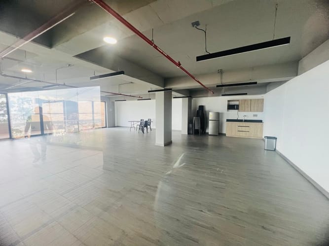 Apartamento de 3 alcobas en venta en Asomadera No.2, Medellín, 76 m² · foto 20 de 20