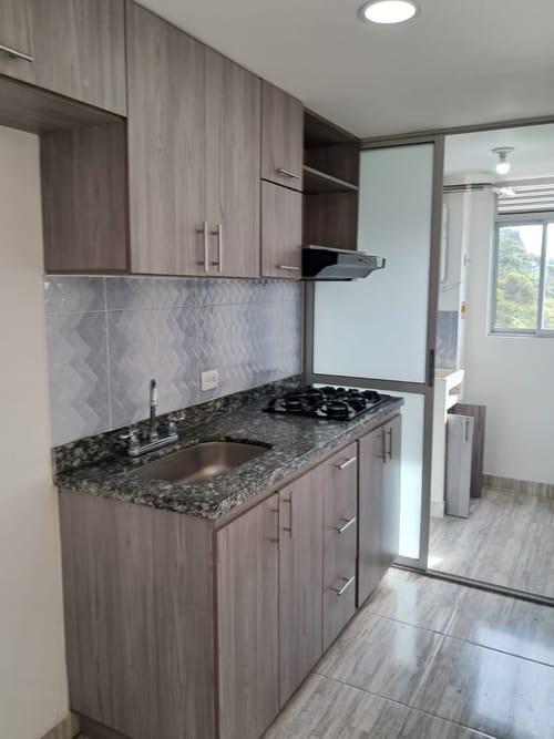 Apartamento de 2 alcobas en venta en El Porvenir, Rionegro, 59 m² · foto 2 de 16