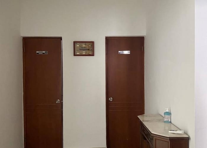 Casa de 4 alcobas en arriendo en Manga, Cartagena, 323 m² · foto 5 de 10