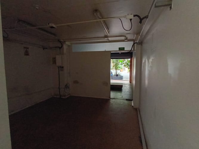 Local en arriendo en El Poblado, Medellín, 66 m² · foto 5 de 9
