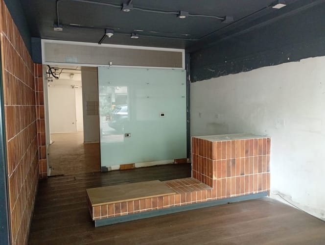 Local en arriendo en El Poblado, Medellín, 66 m² · foto 7 de 9