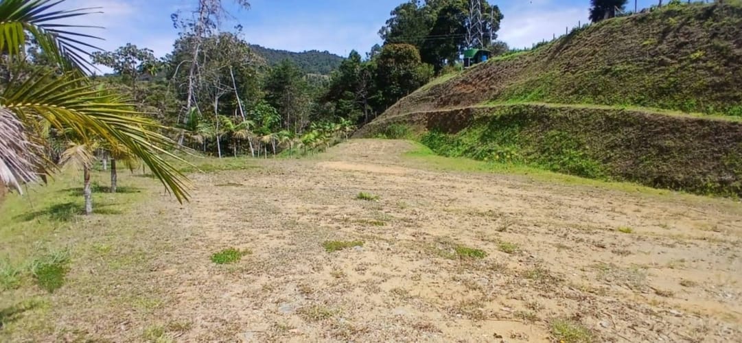 Lote en venta en El Tambo, Rionegro, 4402 m² · foto 13 de 19