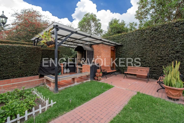 Casa de 4 alcobas en venta en Pueblo Viejo, Cota, 345 m² · foto 17 de 20