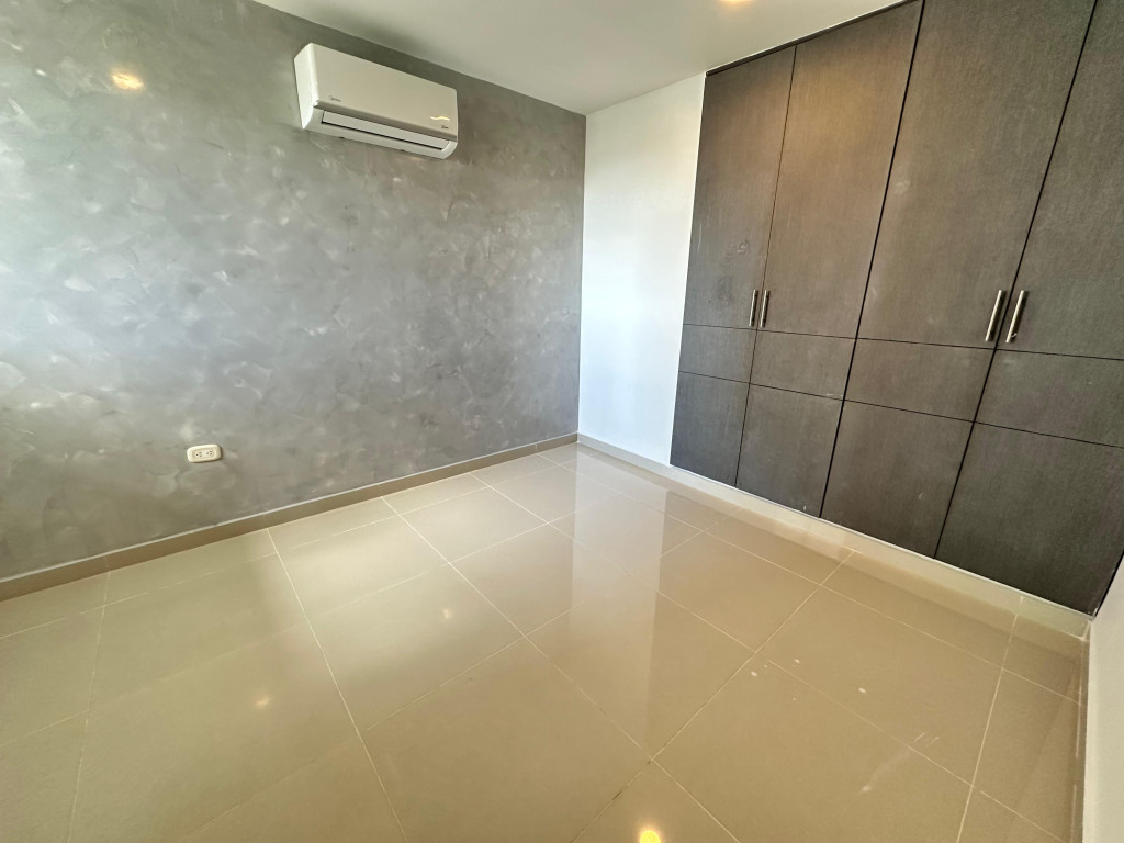 Apartamento en arriendo en La Campiña, Barranquilla · foto 3 de 24