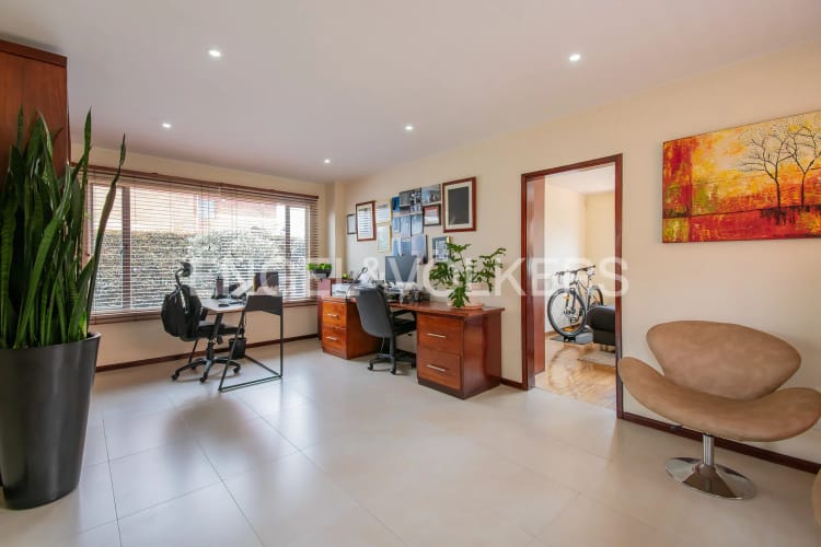 Casa de 4 alcobas en venta en Pueblo Viejo, Cota, 345 m² · foto 9 de 20