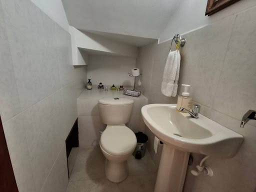 Casa de 3 alcobas en venta en Los Colegios, Rionegro, 169 m² · foto 4 de 24