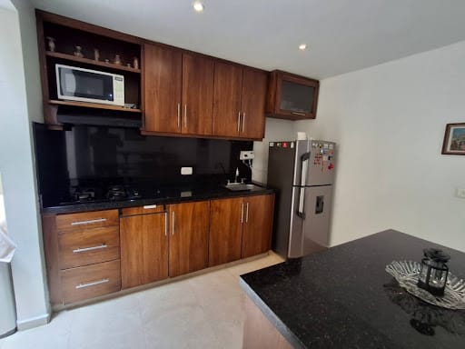 Casa de 3 alcobas en venta en Los Colegios, Rionegro, 169 m² · foto 7 de 24