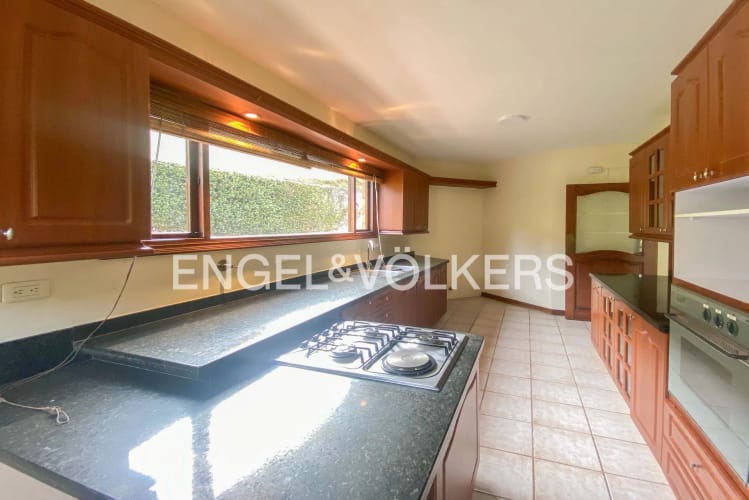 Casa de 3 alcobas en venta en Los Salados, El Retiro, 377 m² · foto 4 de 18