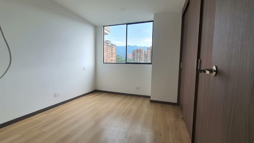 Apartamento de 2 alcobas en arriendo en Mugá, Envigado, 83 m² · foto 10 de 18