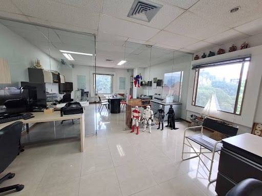 Oficina en arriendo en Transversal Inferior, Medellín, 150 m² · foto 8 de 24