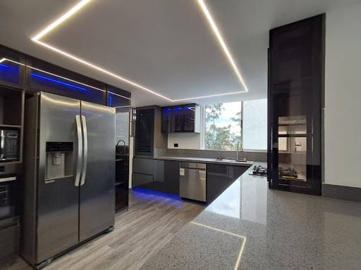 Apartamento de 3 alcobas en arriendo en Los Balsos, Medellín, 124 m² · foto 4 de 24