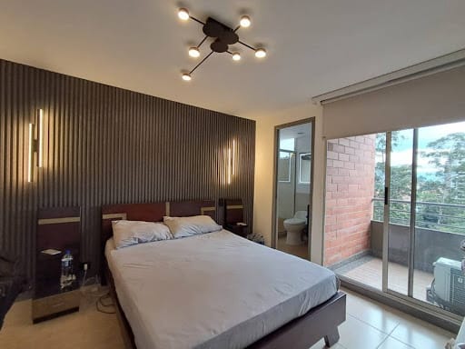 Apartamento de 3 alcobas en arriendo en Los Balsos, Medellín, 124 m² · foto 8 de 24