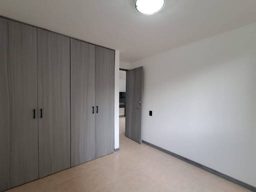 Apartamento de 3 alcobas en arriendo en Los Balsos, Medellín, 124 m² · foto 18 de 24