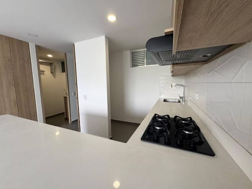 Apartamento de 3 alcobas en arriendo en Shellmar, Medellín, 77 m² · foto 3 de 18