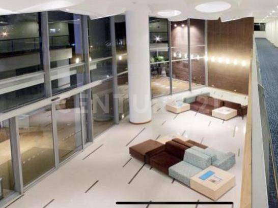 Apartamento en venta en El Poblado, Medellín · foto 4 de 19