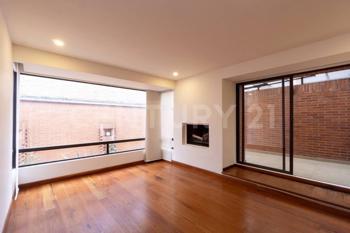 Apartamento en venta en Chicó Navarra, Bogotá · foto 3 de 14