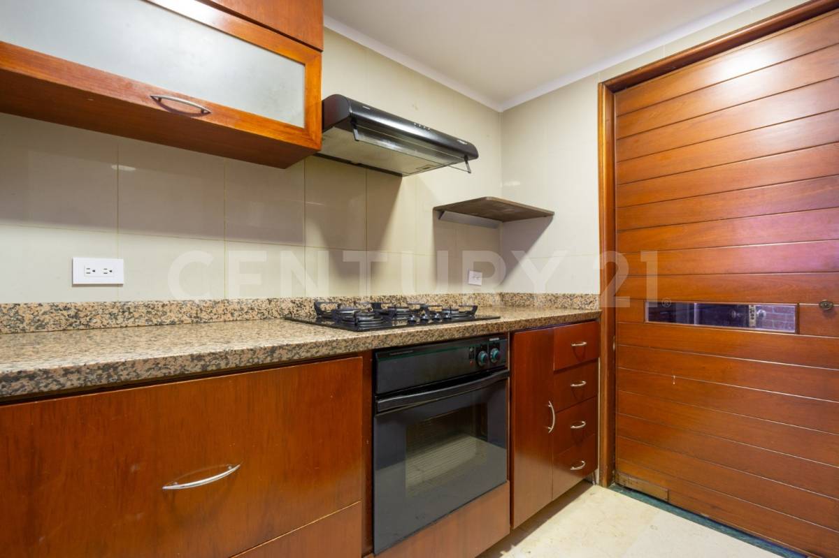 Apartamento en venta en Chicó Navarra, Bogotá · foto 6 de 14