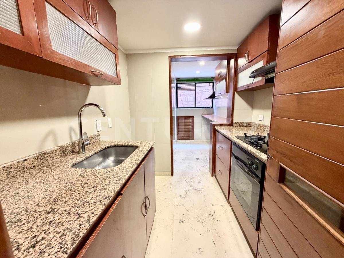 Apartamento en venta en Chicó Navarra, Bogotá · foto 7 de 14