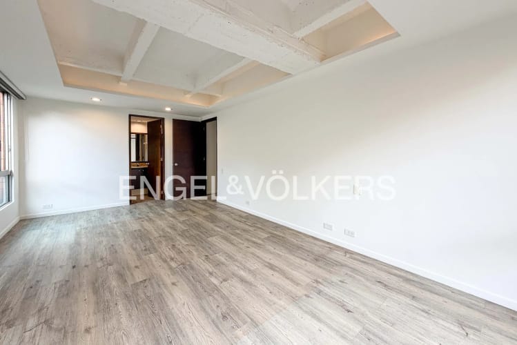 Apartamento de 2 alcobas en arriendo en Provenza, Medellín, 84 m² · foto 8 de 14