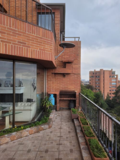 Apartamento de 2 alcobas en venta en Los Rosales, Bogotá, 175 m² · foto 13 de 21