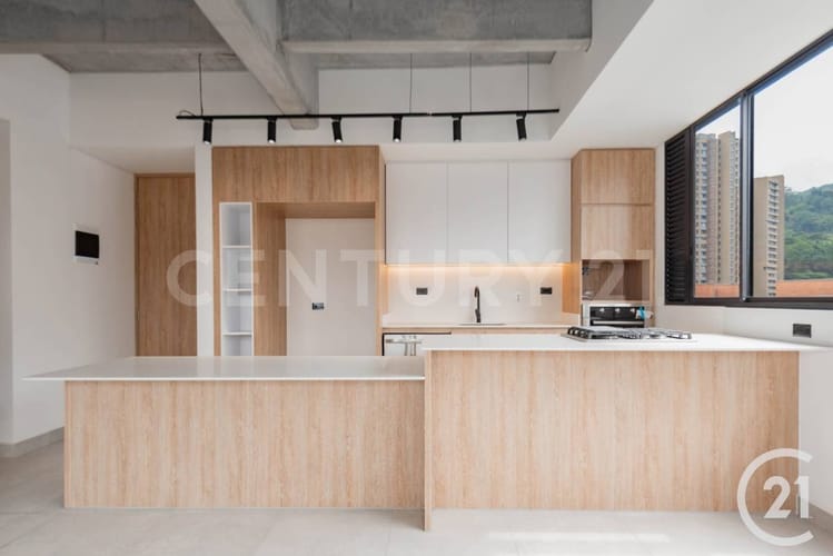 Apartamento de 3 alcobas en venta en Lalinde, Medellín, 108 m² · foto 4 de 24