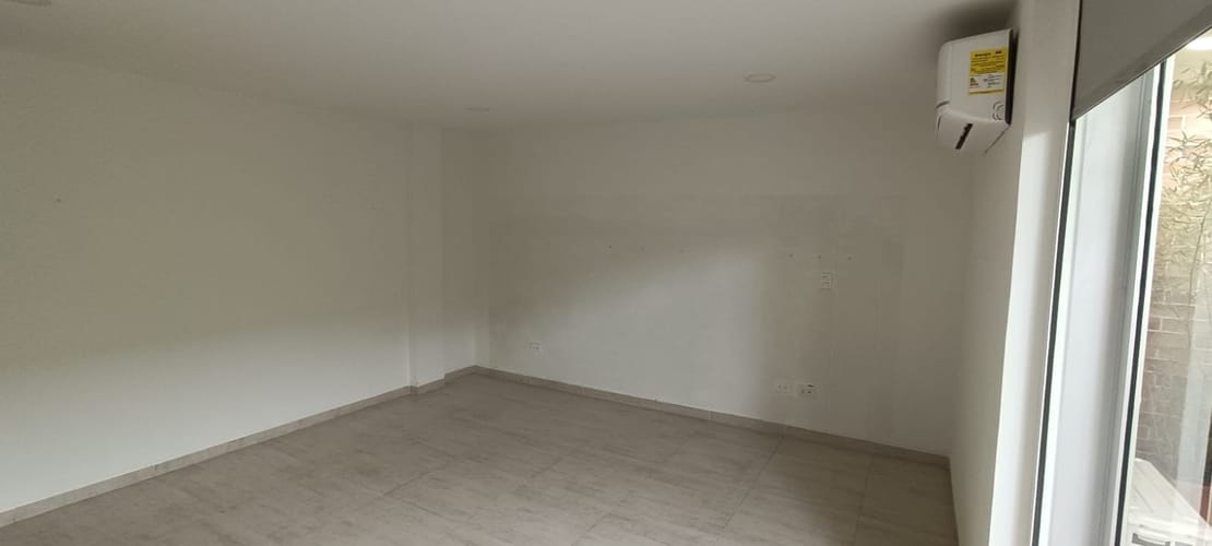 Casa de 4 alcobas en venta en Cd. El Bosque, Ibagué, 355 m² · foto 6 de 22