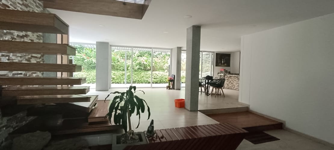 Casa de 4 alcobas en venta en Cd. El Bosque, Ibagué, 355 m² · foto 9 de 22