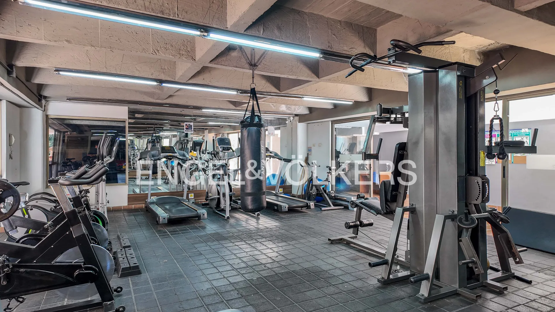 Apartamento en venta en La Frontera, Envigado · foto 21 de 24